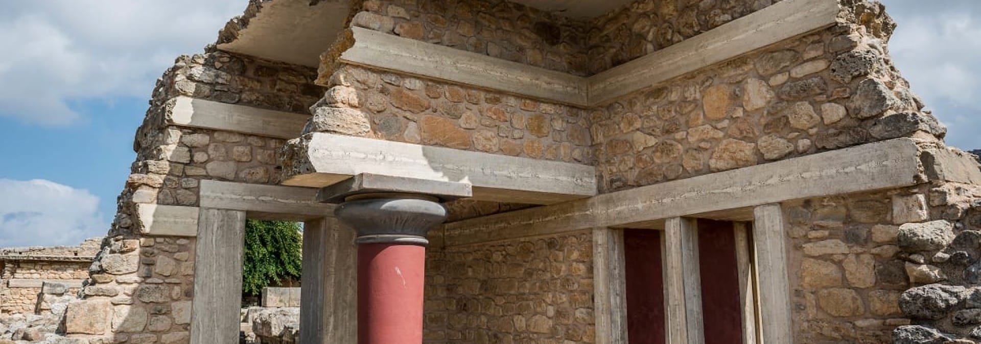 The Palace of Knossos: Thea Cradle of Minoan Civilization