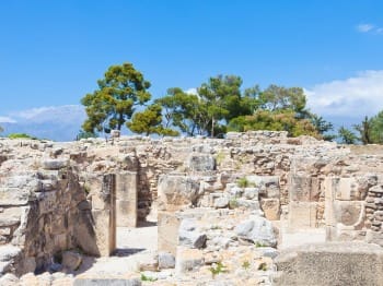 Phaistos: The Radiant Center of the Minoan South